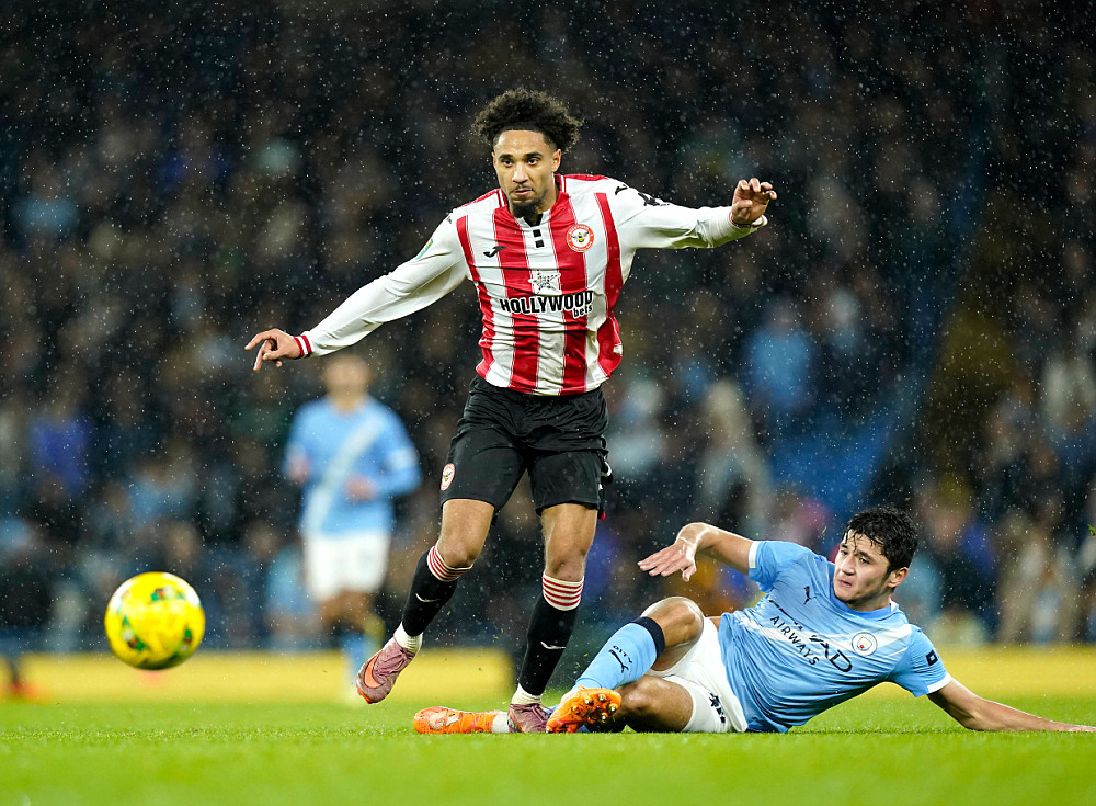 Кевин Шаде и Абдукодир Хусанов. 17 декабря 2025 года