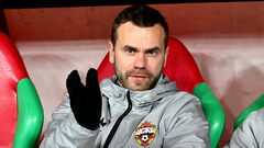 Игорь Акинфеев