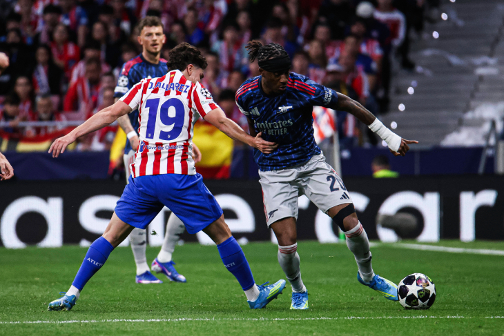 Нони Мадуэке с мячом