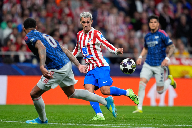 Антуан Гризманн с мячом