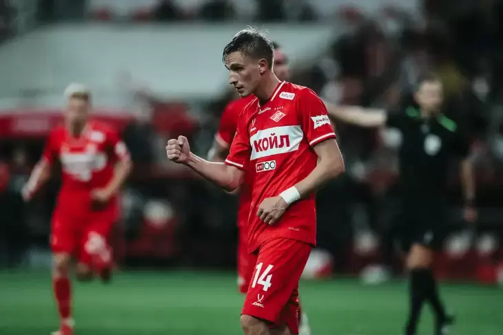 Илья Самошников