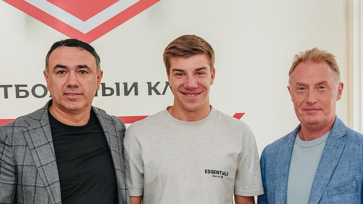 «Спартак» продлил контракт с Игорем Дмитриевым
