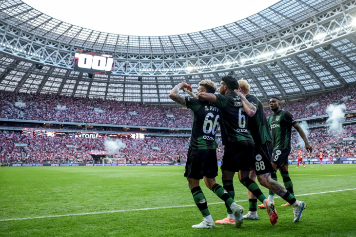 Игроки «Краснодара» празднуют гол