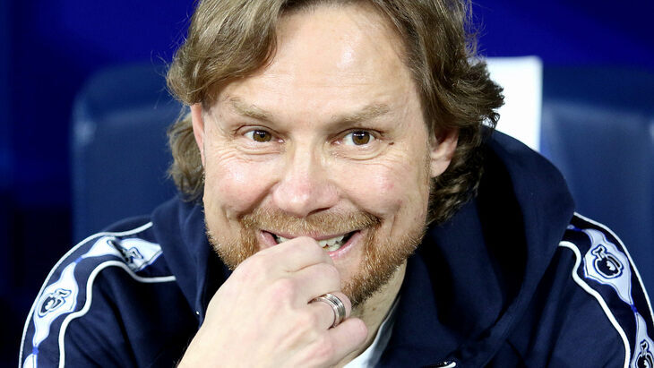 Валерий Карпин