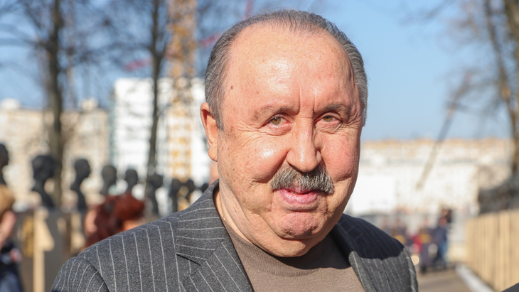 Валерий Газзаев