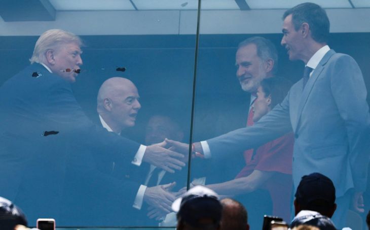 Дональд Трамп и Педро Санчес