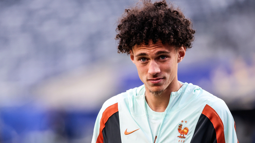 Манес Аклиуш