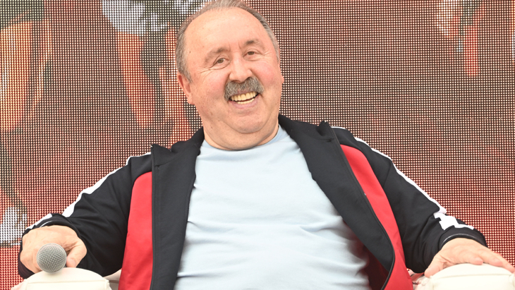 Валерий Газзаев