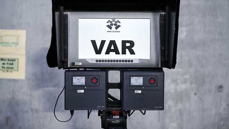 VAR