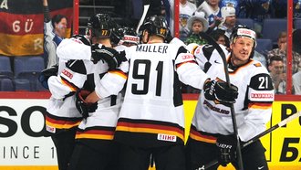 Хоккеисты сборной Германии