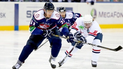 Вольски (слева) стал героем матча с «Медвешчаком»