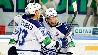 Действующий чемпион сыграет с «Локомотивом»