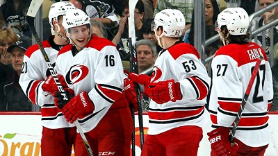 Хоккеисты «Каролины»