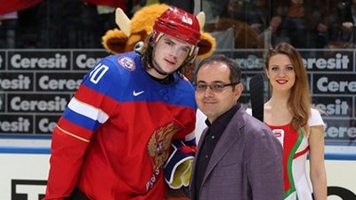 Виктор Тихонов