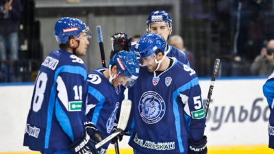 Хоккеисты ЦСКА