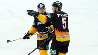 Хоккеисты «Северстали»