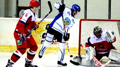 Россияне уступили финнам в серии буллитов