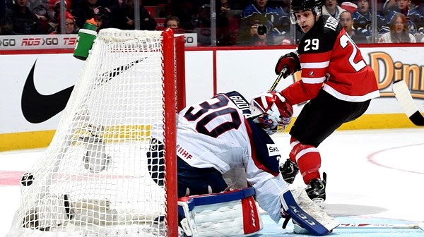 Канадцы забросили в ворота словаков восемь шайб