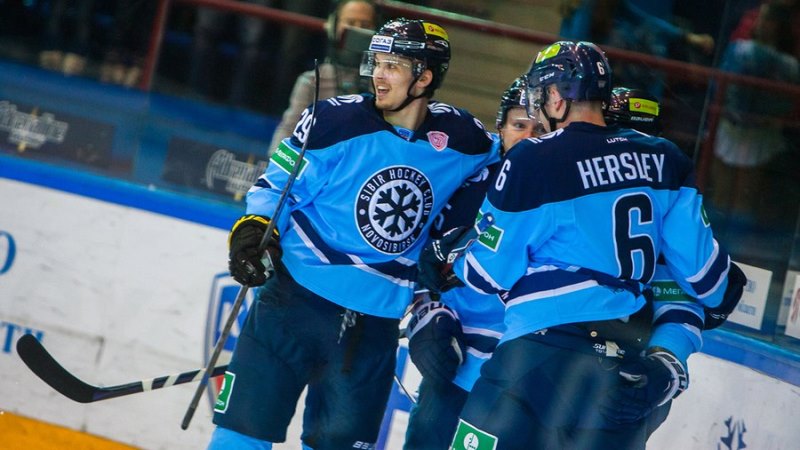 Хоккеисты «Сибири»