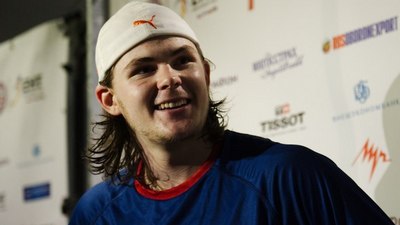 Виктор Тихонов