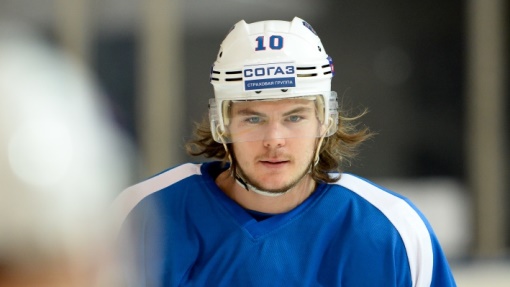 Виктор Тихонов