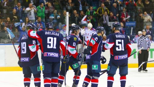 Хоккеисты «Слована»