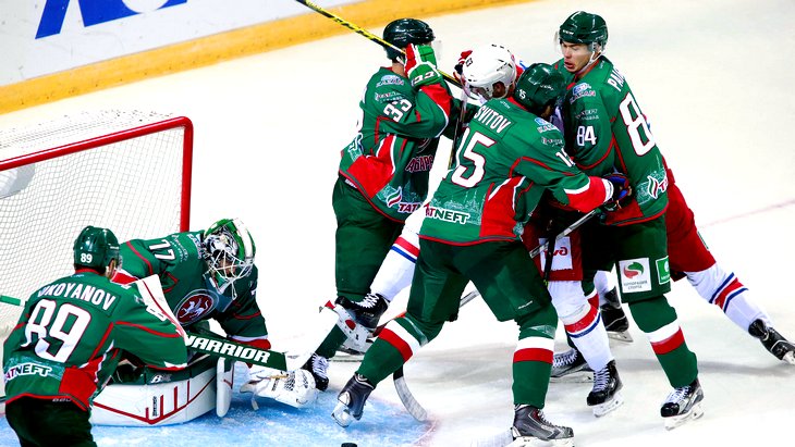 «Ак Барс» потерпел два поражения в трех стартовых матчах