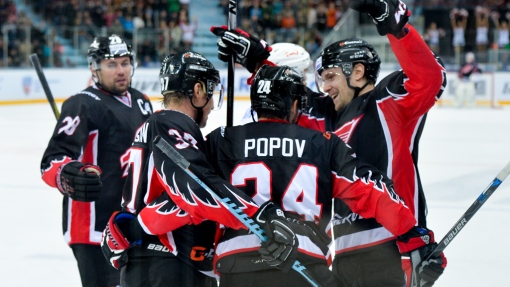 Хоккеисты «Авангарда»