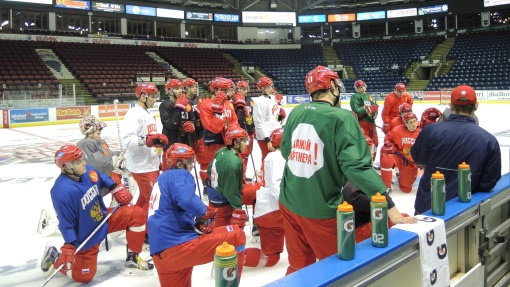 Хоккеисты молодежной сборной России