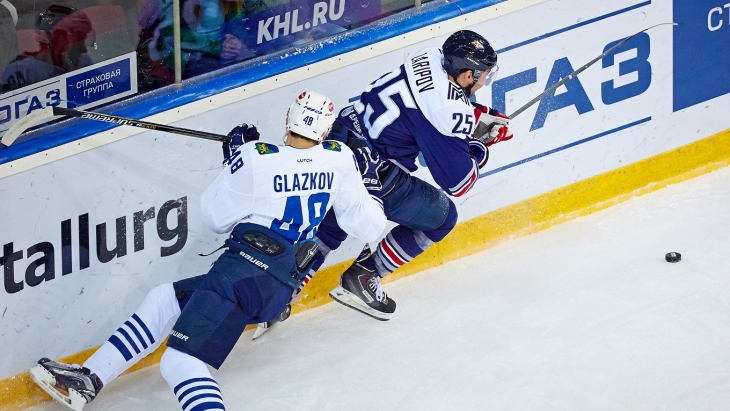 В сентябре «Адмирал» победил в Магнитогорске со счетом 2:0