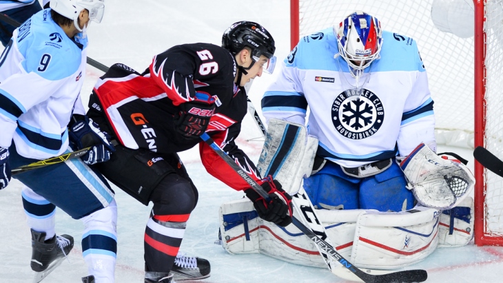 «Авангард» уступил «Сибири»