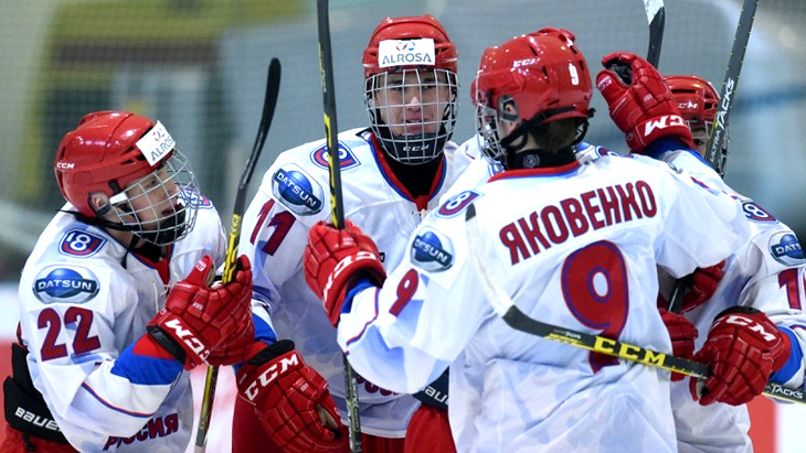 Хоккеисты юниорской сборной России