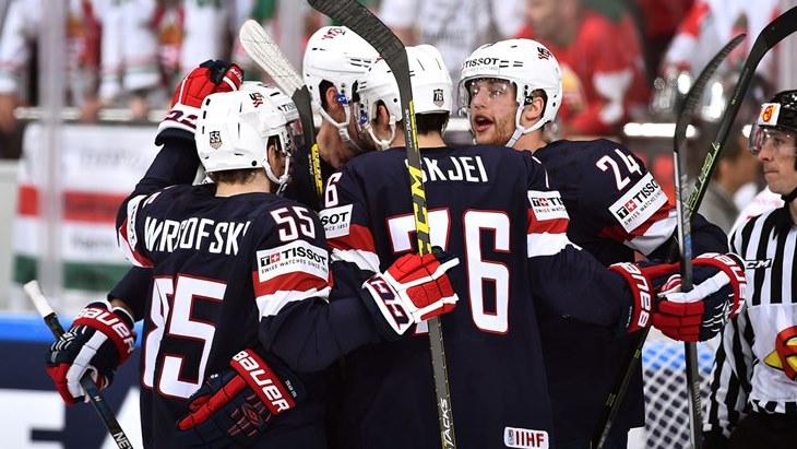 Американцы забросили пять шайб в ворота венгров