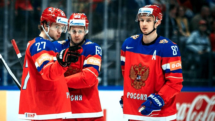 Артемий Панарин, Евгений Дадонов и Вадим Шипачев