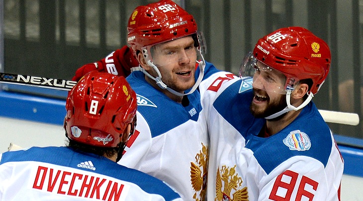 Единственную заброшенную шайбу сборной России организовали Никита Кучеров и Евгений Кузнецов 