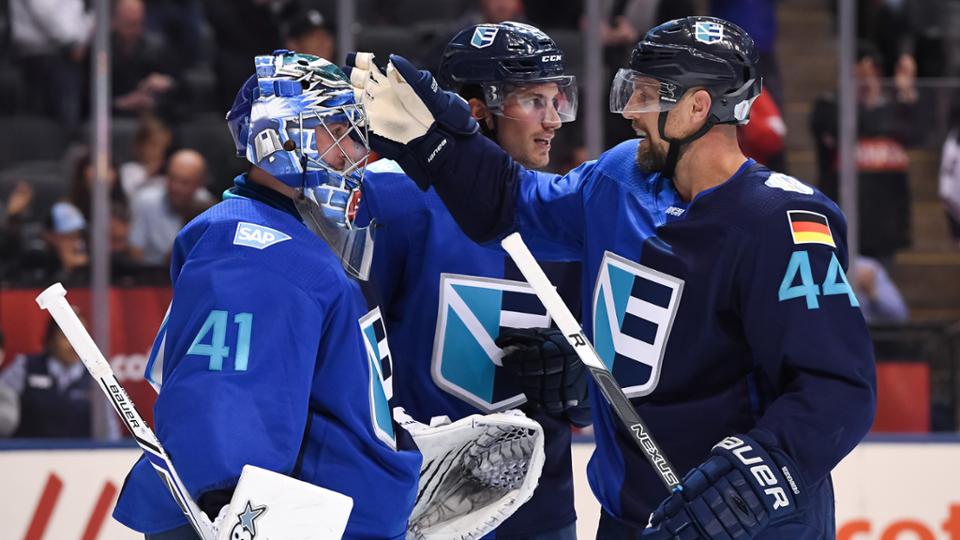 Команда Европы стартовала с уверенной победы