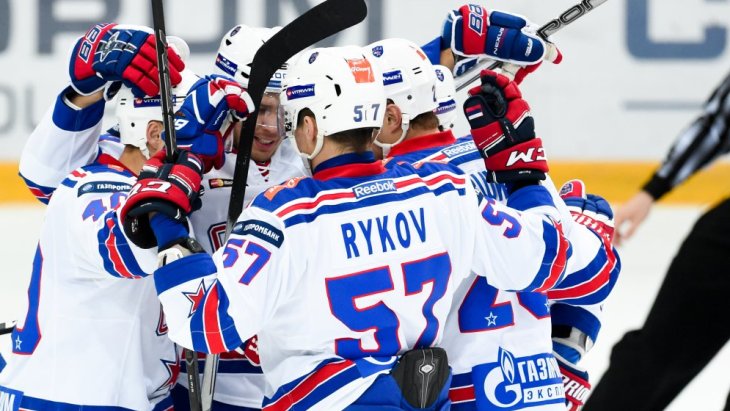 Хоккеисты СКА