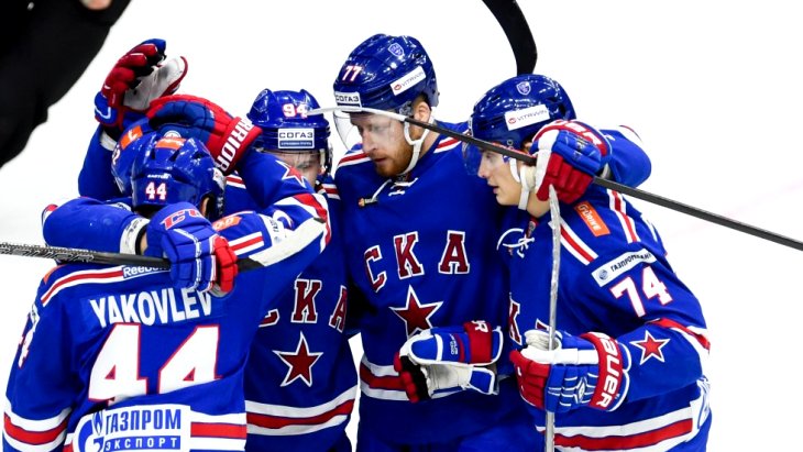 Хоккеисты СКА