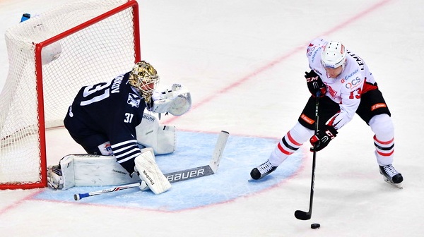 «Ястребы» одержали шестую победу кряду