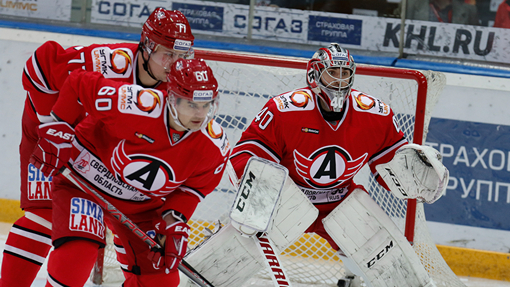 Хоккеисты «Автомобилиста»