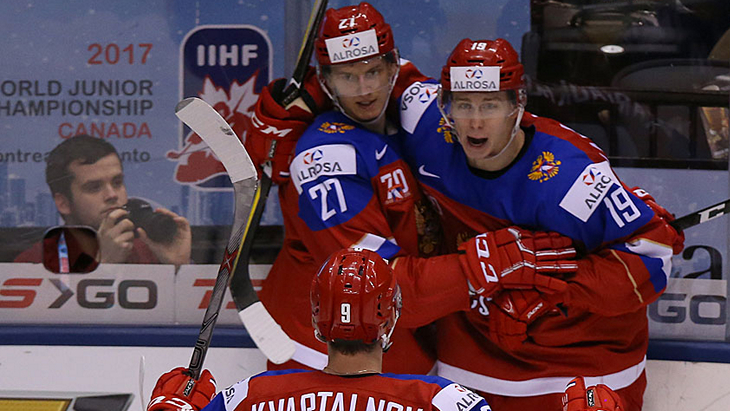 Хоккеисты молодежной сборной России