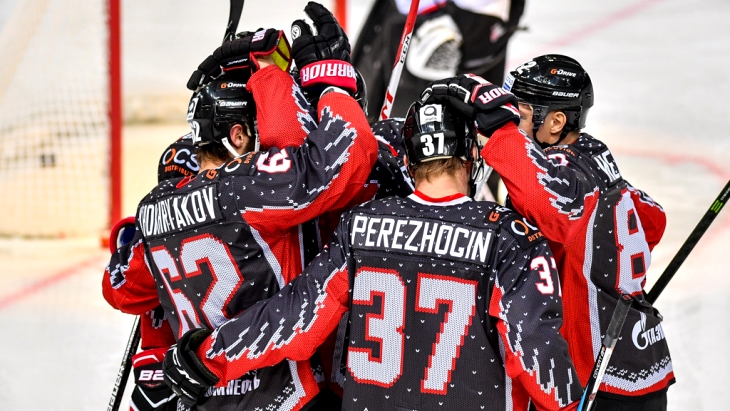 Хоккеисты «Авангарда»