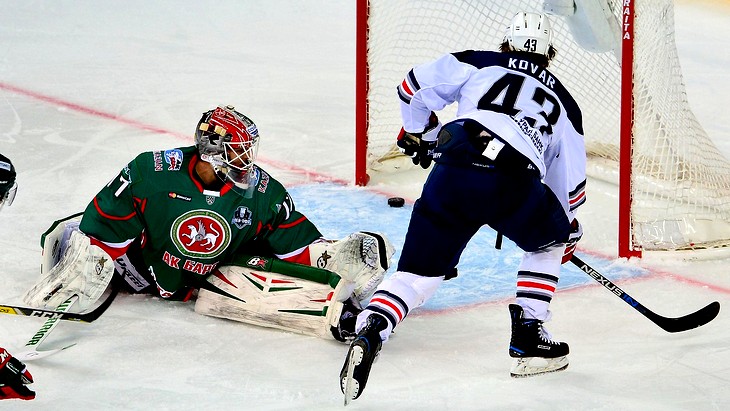 «Металлург» нокаутировал «Ак Барс»