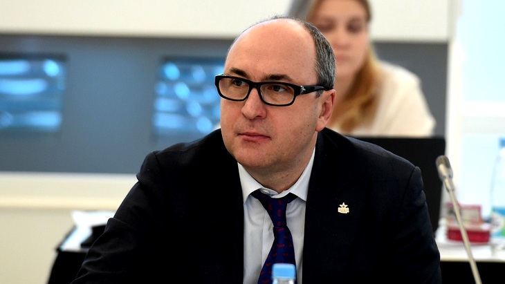 Игорь Есмантович