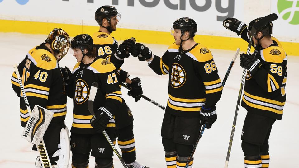 Хоккеисты «Бостона»
