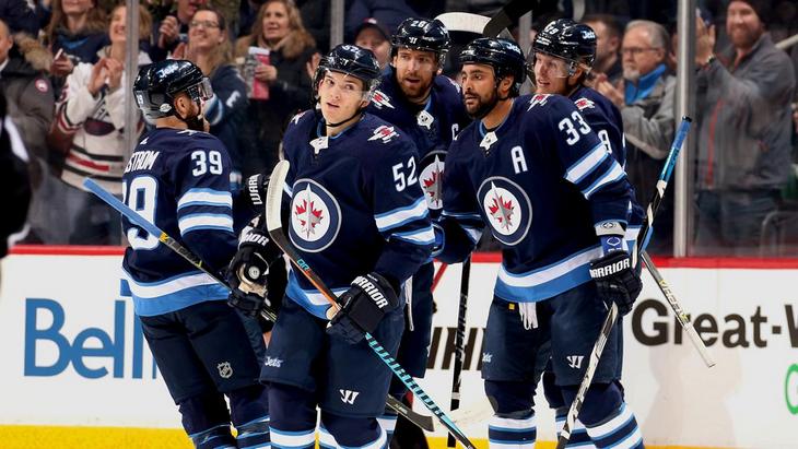 Хоккеисты «Виннипега»