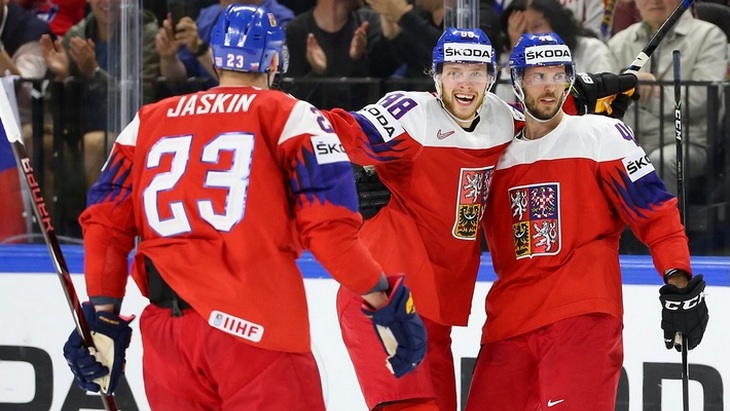 Дмитрий Яшкин, Давид Пастрнак и Давид Крейчи