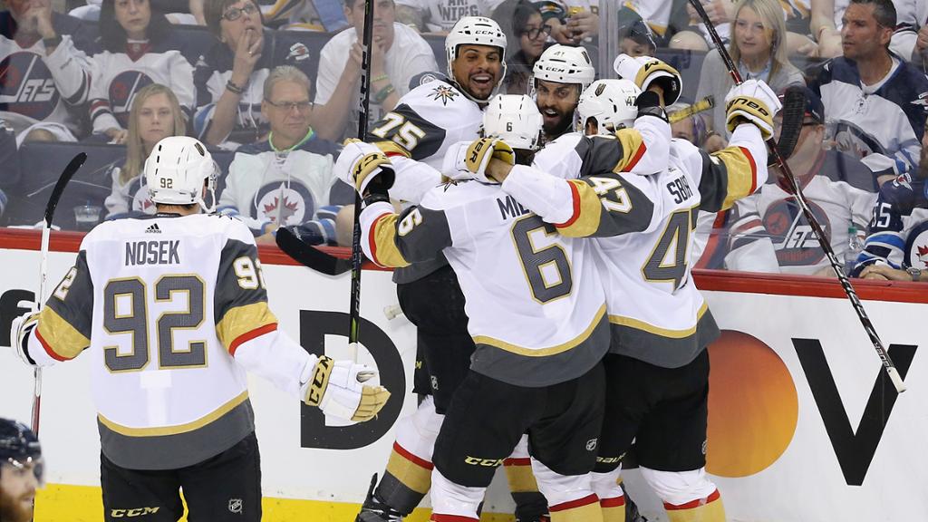 Хоккеисты «Вегаса»