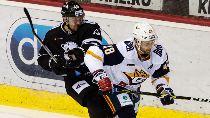 «Металлург» Мг — «Трактор»