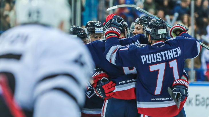 «Нефтехимик»